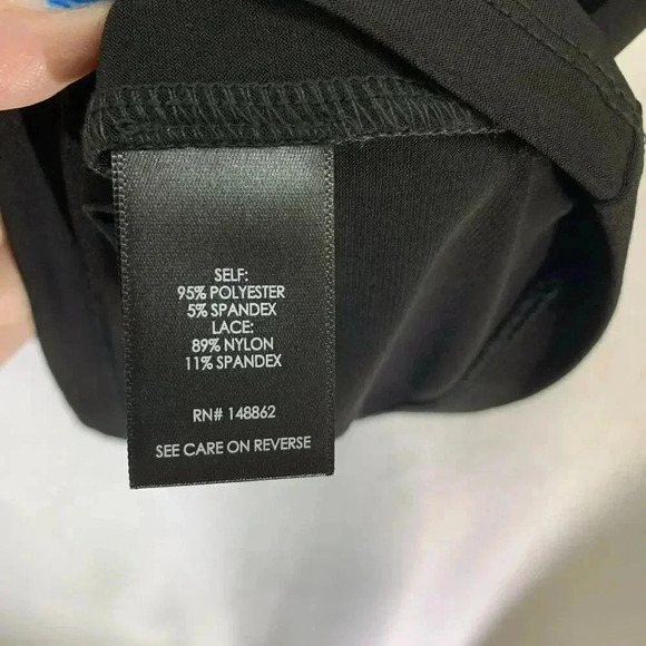 Torrid Women’s Studio Knit V-Neck‎ Black Lace Yoke Top Size 5 (30/32) - Picture 7 of 7